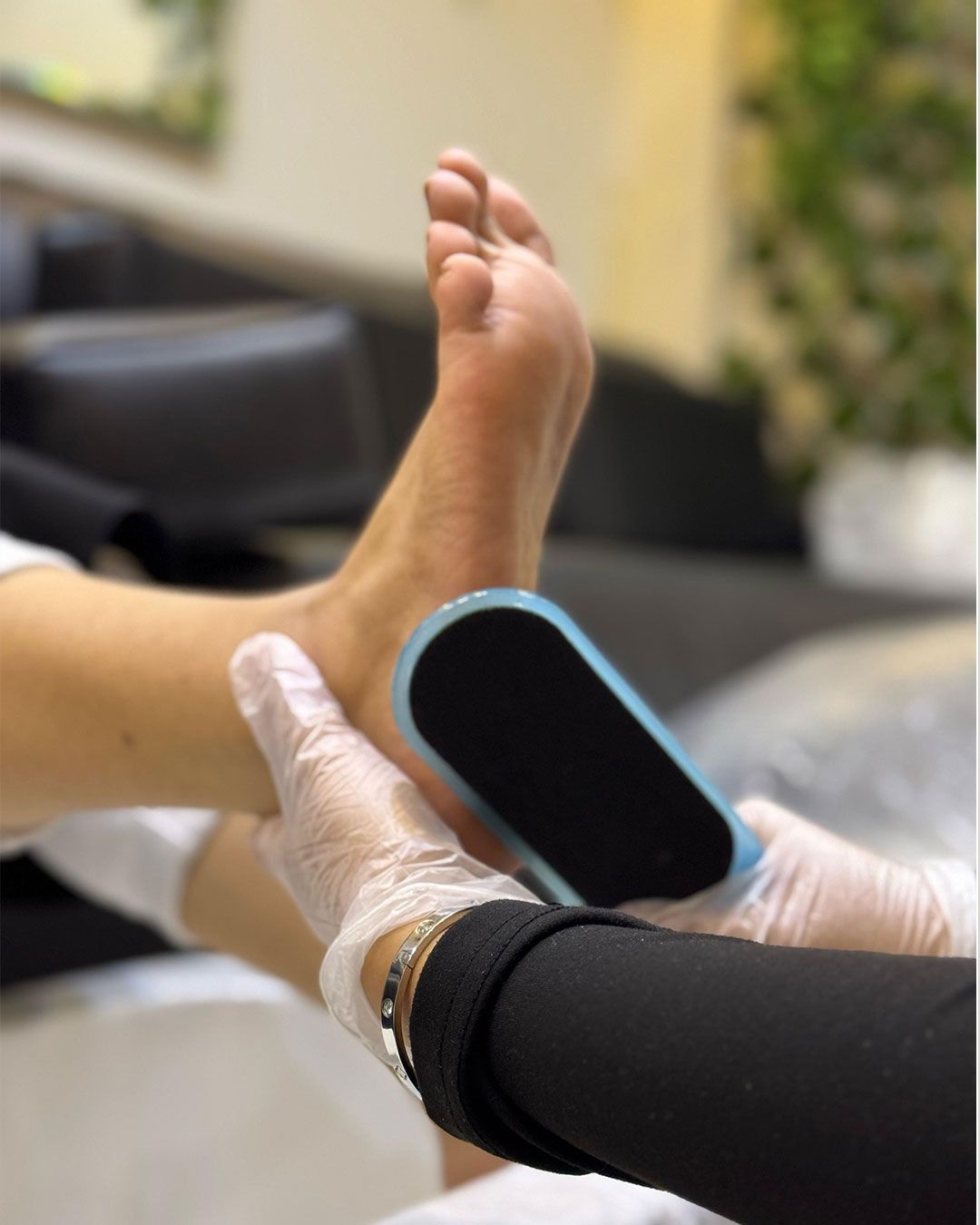 Exfoliación Profunda e Hidratación Intensiva Pies Valparaíso - Podología El Quinto Dedo